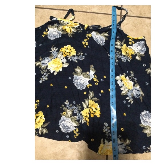 Torrid Dark Blue and Yellow Tie Front Camisole Blouse - Picture 6 of 8